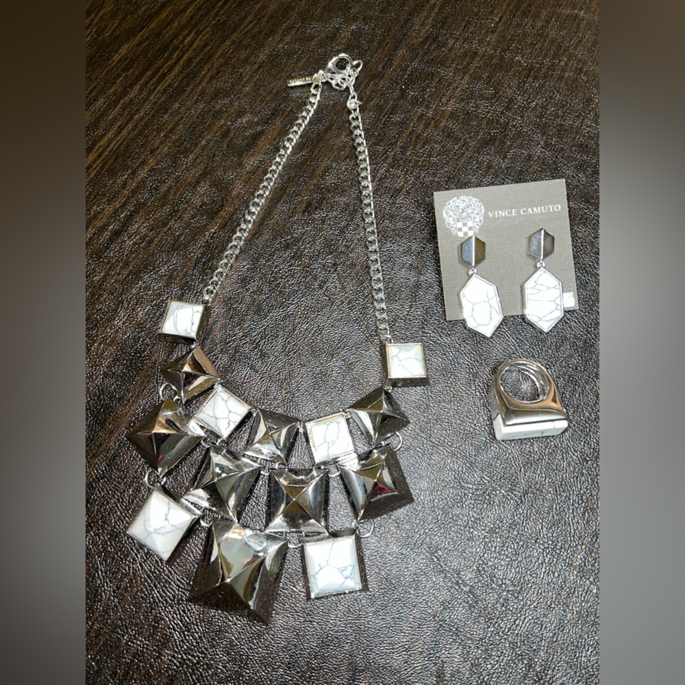 Vince Camuto bold statement necklace, earrings and ring set. Silver and White